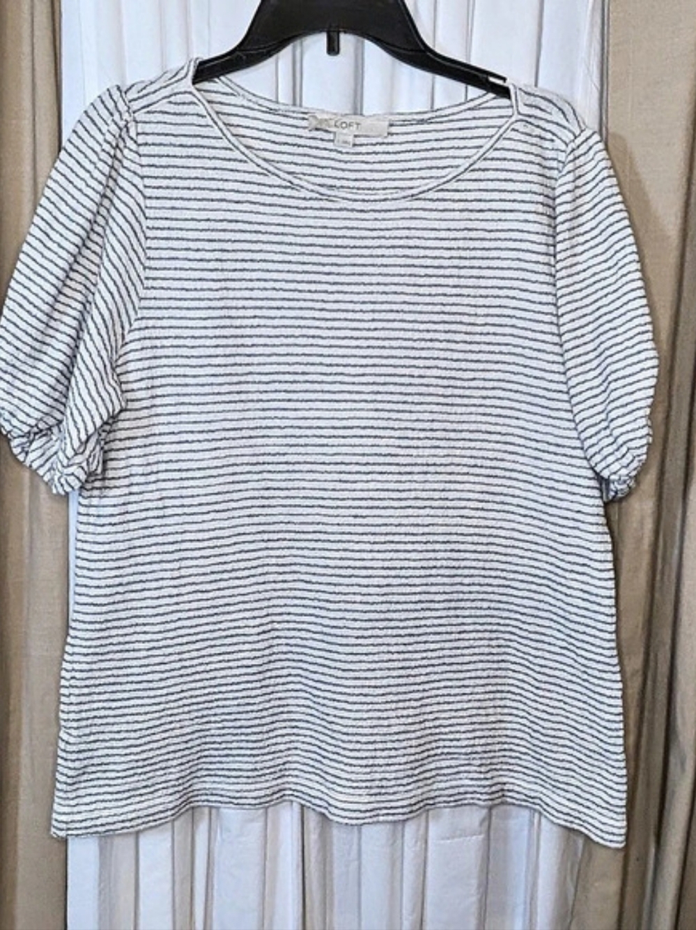 LOFT Striped Short Sleeve Cotton Top in White & Blue Large